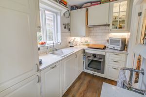 Kitchen- click for photo gallery